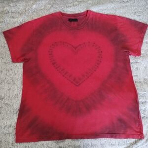 Amiri Red Hearts Tie-dye Graphic Tee T-Shirt Short Sleeve Back Logo Sz Medium .